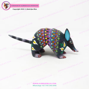 Armadillo Alebrije Tallado en madera pintado a mano II - Imagen 4
