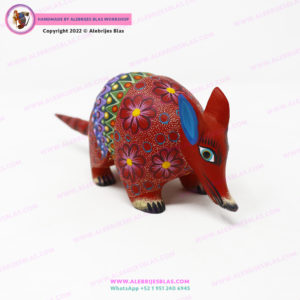 Armadillo Alebrije Tallado en madera pintado a mano III - Imagen 3