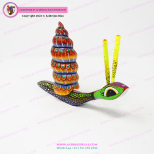 Figura Tallada y Pintada a Mano, Alebrije Caracol de RÍo - Imagen 4