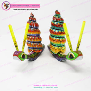 Figura Tallada y Pintada a Mano, Alebrije Caracol de RÍo