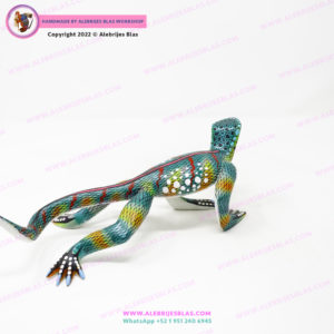 Figura Tallada y Pintada a Mano, Alebrije Iguana - Imagen 4
