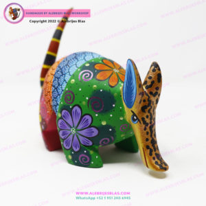 Talla de Madera de Copal, Alebrije Armadillo 9
