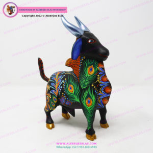 Escultura Artesanal Oaxaqueña, Alebrije Toro Cebú - Imagen 7