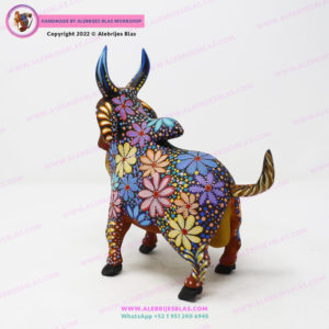 Escultura Artesanal Oaxaqueña, Alebrije Toro Cebú - Imagen 11