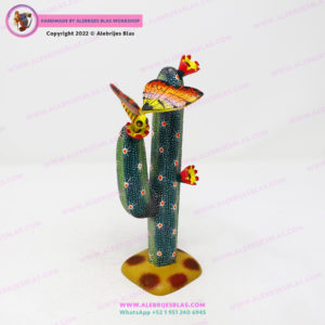 Talla de Madera, Alebrije Cactus con Mariposa III - Imagen 2