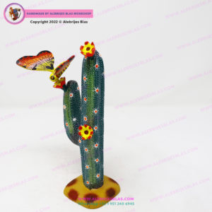 Talla de Madera, Alebrije Cactus con Mariposa III - Imagen 4