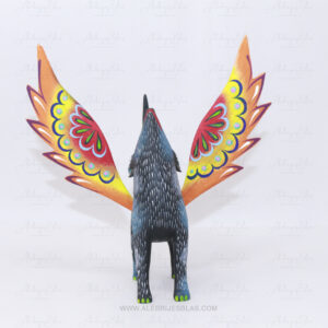 Alternative view of Alebrije Perro Xoloitzcuintle
