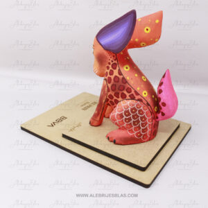 Alternative view of Alebrije Conejo