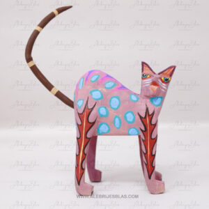 Alternative view of Alebrije Gatito-Cat