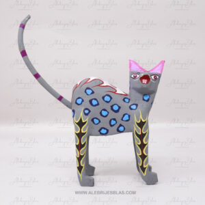 Alternative view of Alebrije Gatito-Cat