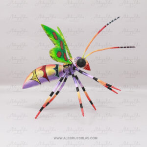 Alternative view of Alebrije Abeja 