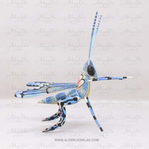 Alternative view of Alebrije Mantis