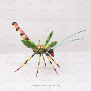 Alternative view of Alebrije Libélula