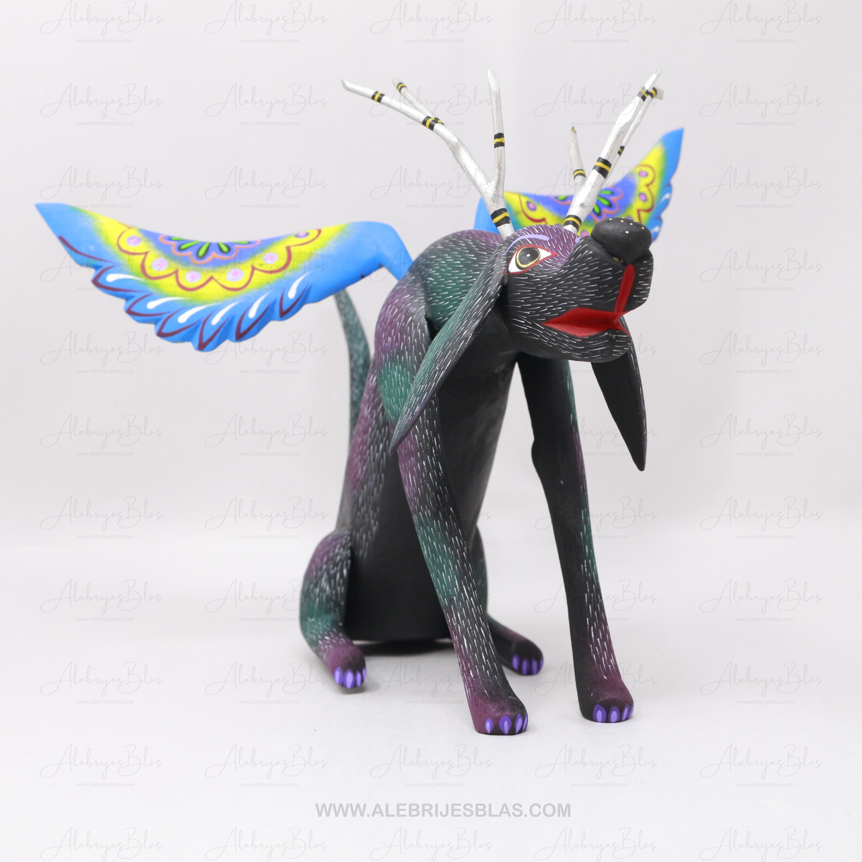 Perro Alado de los Bosques