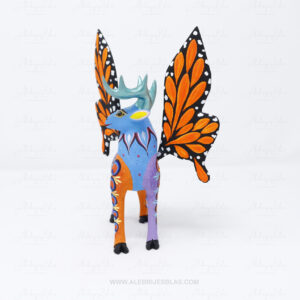 Alternative view of Venados Guardianes del Vuelo Monarca